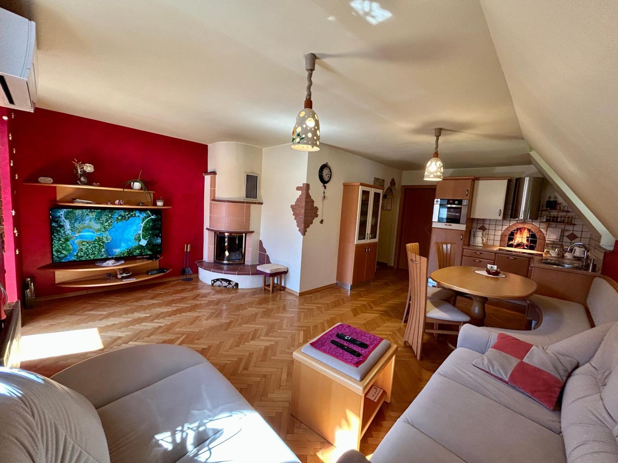 Apartment Crystal Rose 克拉尼斯卡戈拉 外观 照片